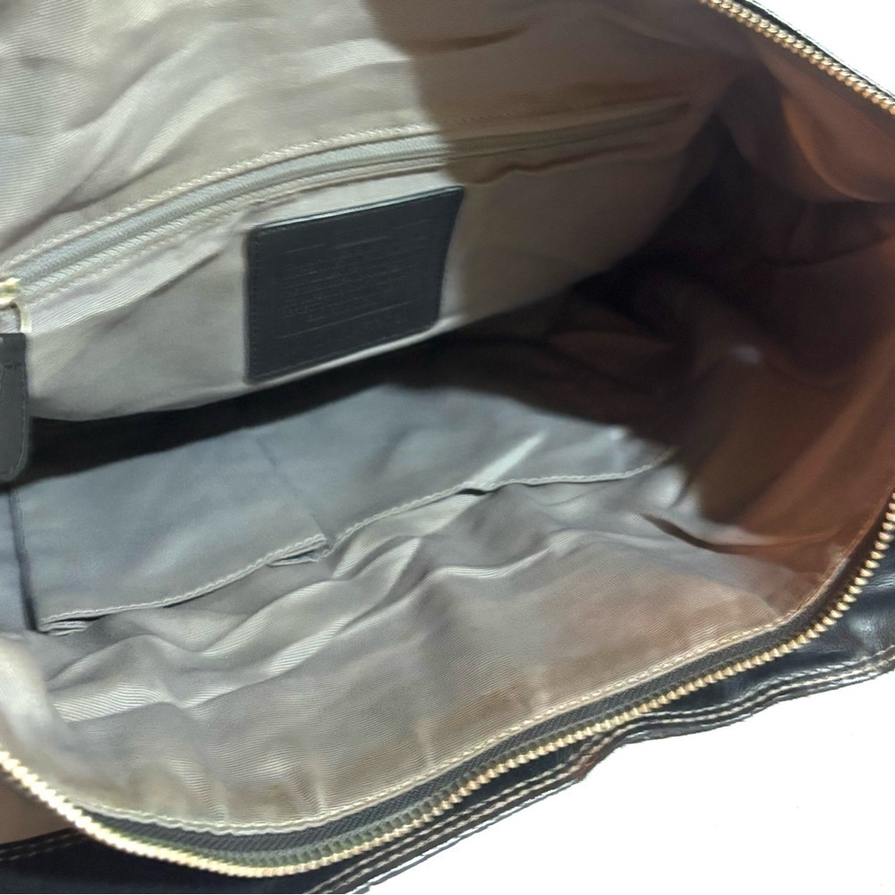 Coach vintage Black Leather Shoulder Bag - Picture 5 of 9